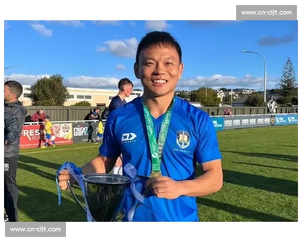 周通世俱杯惨败后直言:0-10 的羞辱面前,我没资格谈国足 周通世俱杯惨败后直言:0-10 的羞辱面前,我没资格谈国足