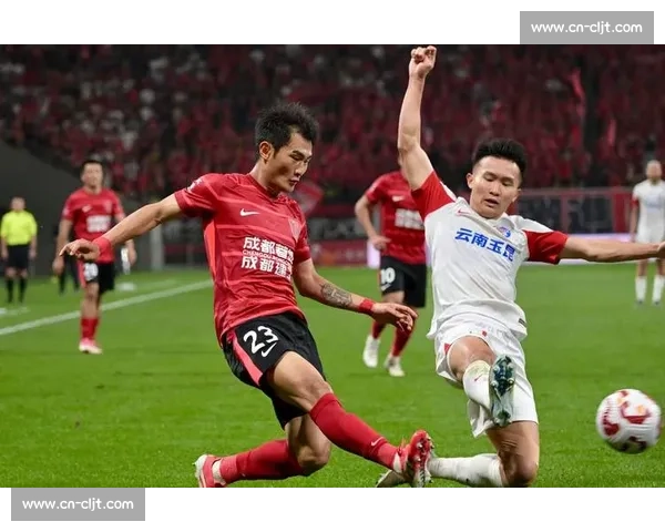 反转!成都球迷勇斗 “人贩” 竟是醉酒误认 反转!成都球迷勇斗 “人贩” 竟是醉酒误认